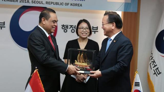 Pemerintah RI dan Korea Selatan memperpanjang pusat kerja sama e-government atau Electronic Government Cooperation Centre (eGCC).