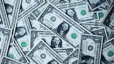 Dulu Jual Lem dan Selotip, Pria Ini Jadi Miliarder Usai Saham Perusahaan Melonjak 719%