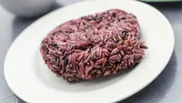 Cara Membuat Tape Ketan Hitam Tanpa Daun Pisang yang Manis dan Legit