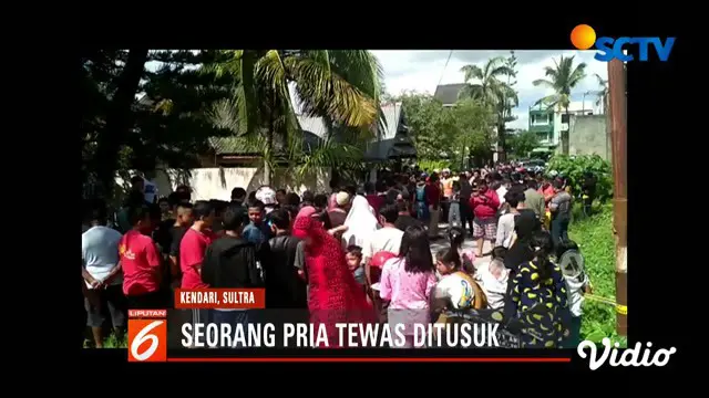 Keluarga yang datang ke lokasi histeris melihat anggota keluarga mereka tewas secara mengenaskan.