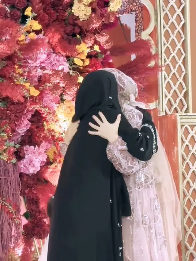 Potret Ummi Pipik dan Irish Bella (Sumber: Instagram/_ummi_pipik_)