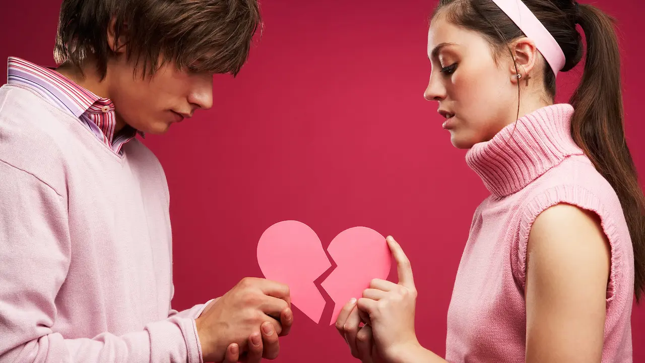 [Bintang] Bila Kamu Jatuh Cinta? Jangan Lakukan 6 Hal Ini