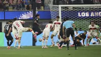 Sebastian Berhalter #14 dari Amerika Serikat mencetak gol kedua timnya selama pertandingan Grup D Piala Dunia 2026 antara Turki dan AS di Stadion Los Angeles pada 26 Juni 2026 di Inglewood, California. (Alex Grimm/Getty Images via AFP)