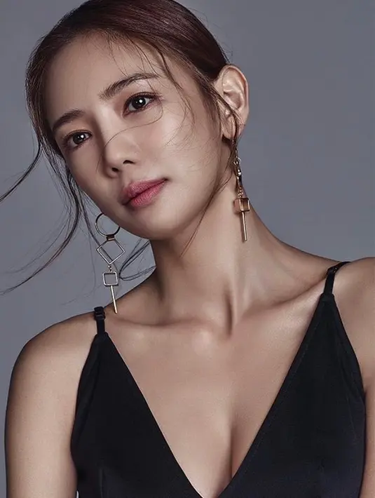 "Agensi tidak tahu jika Lee Tae Im menulis pengunduran dirinya di Instagram. Ia memang mengalami masa sulit dalam bekerja, tapi kita tak tahu jika ia mengunggah itu," ujar perwakilan Management HENEM. (Foto: instagram.com/taeim000)