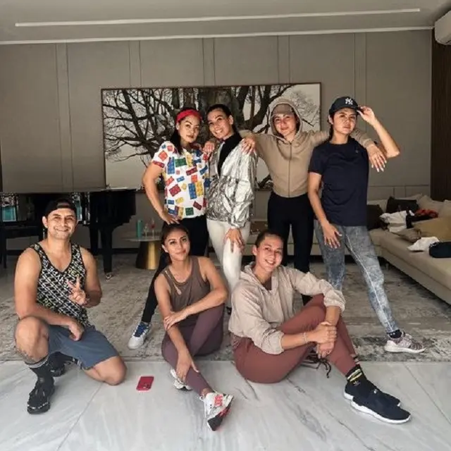 [Fimela] Olla Ramlan