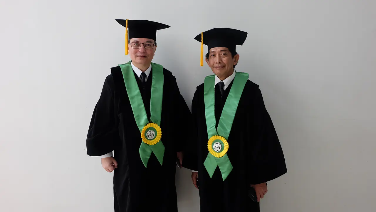 Prof. Dr. dr. Sukman Tulus Putra, SpA(K) dan Prof. Dr. dr. Badriul Hegar Syarif, PhD, SpA(K)