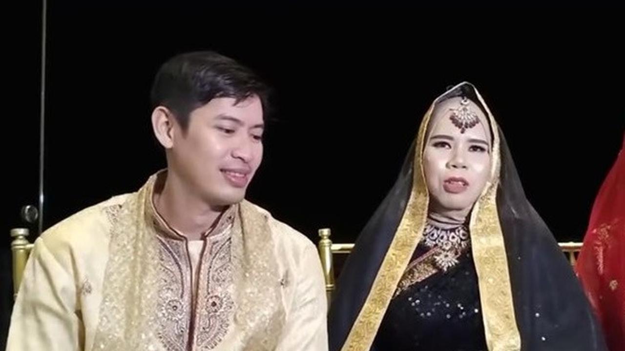 Sudah Move On dari Kiwil, Ini 5 Potret Rohimah dan Kekasih Barunya