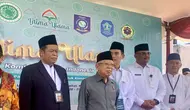 Wakil Presiden (Wapres) Ma'ruf Amin membuka secara resmi Ijtima' Ulama ke-8 Komisi Fatwa se-Indonesia, di Pesantren Bahrul Ulum Sungai Liat, Provinsi Bangka Belitung (Babel) pada Rabu (29/5/2024). (Liputan6.com/Delvira Hutabarat)
