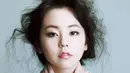 Sohee tak suka pipinya yang bulat. Menurut orang lain pipi Sohee yang bulat membuat ia terlihat lebih muda, akan tetapi ia merasa pipinya seperti pangsit. (Foto: koreaboo.com)