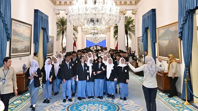 Istana Kepresidenan terbuka lebar bagi anak-anak sekolah sebagai bagian dari upaya membangun generasi muda Indonesia.