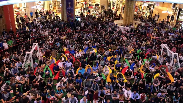 Nobar Piala 2018 oleh Lotte Shopping Avenue