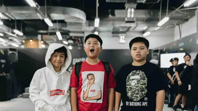 Urban Sneaker Society 2.0