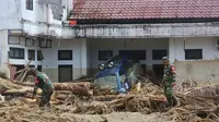 Legislator NasDem Kirim Bantuan Lewat Jalur Alternatif ke Tapsel dan Mandailing Natal