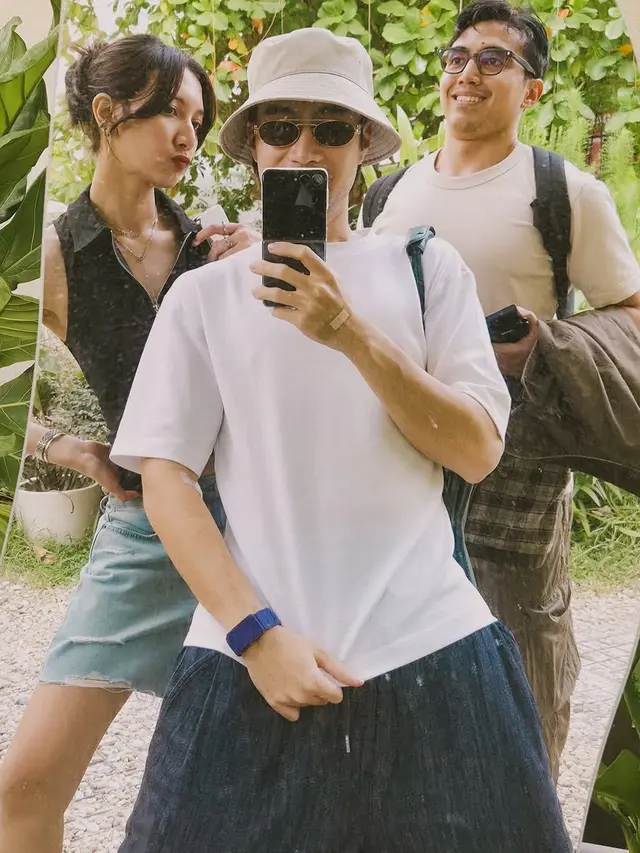 Tampilan Sheila Dara Temani Suaminya, Vidi Aldiano saat Berobat Kanker ke Penang. [@vidialdiano]