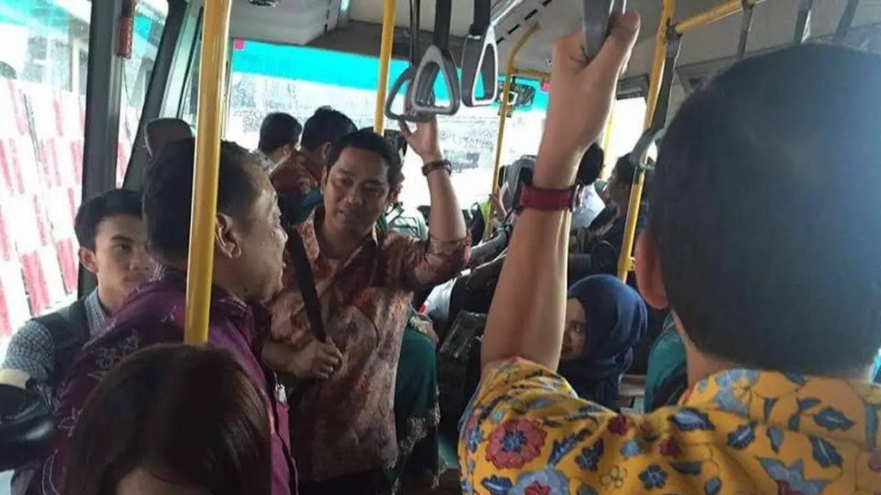 Wali Kota Semarang backpacker