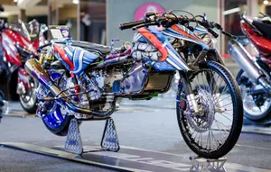 CustoMAXi Yamaha 2026 Semarang Bikin Geger, Ada XMax Rp 700 Juta