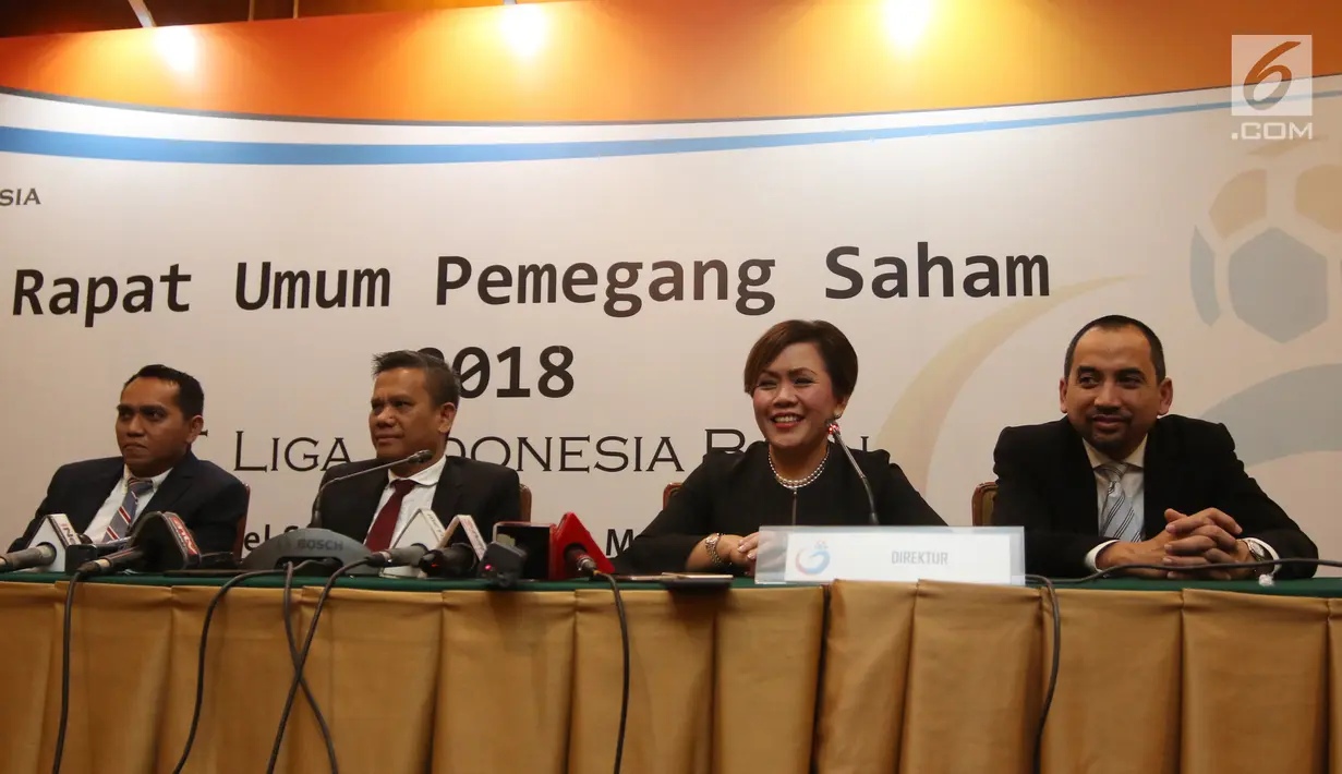 Suasana konferensi pers hasil RUPS PT LIB di Jakarta, Kamis (8/3). Kick off Liga 1 2018 digelar pada 23 Maret 2018 di Stadion Utama Gelora Bung Karno (SUGBK). (Liputan6.com/Arya Manggala)