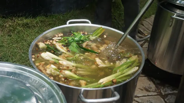 Dapur umum Pemkot Surabaya