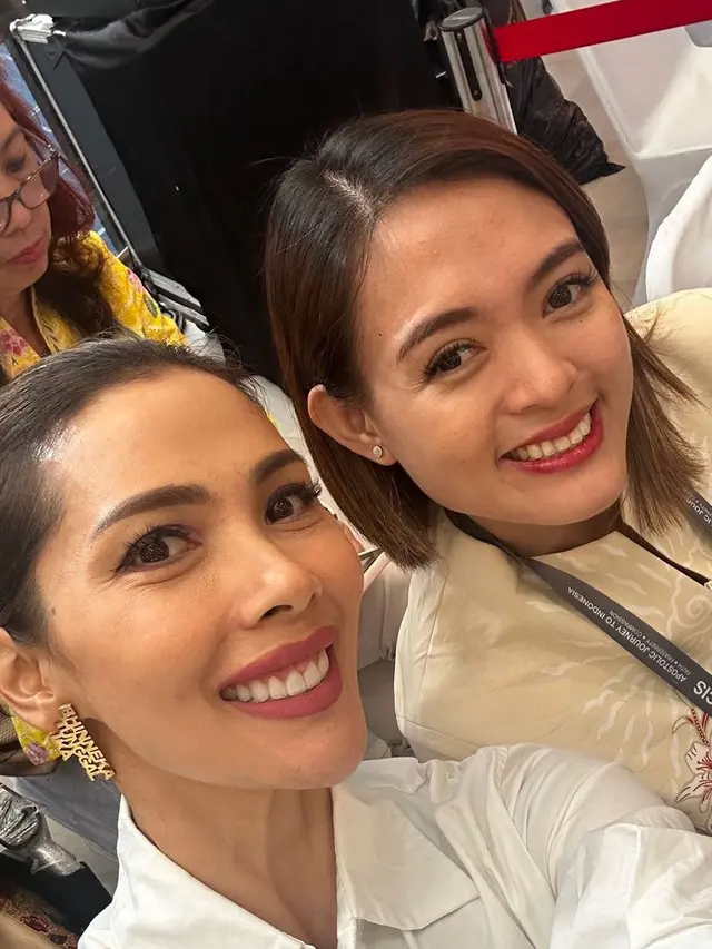 Nadia Mulya saat Bertemu Paus Fransiskus di Jakarta