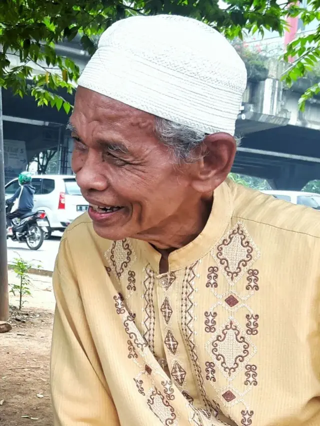 Pemeran Haji Murod dalam sinetron Tukang Ojek Pengkolan Meninggal Dunia. (instagram.com/furrysetya)