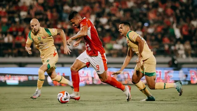 Bali United vs Persebaya Surabaya, BRI Super League