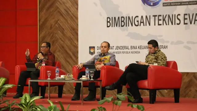 Wujudkan Good Government, Kemendagri Gelar Bimtek Evaluasi APBD TA 2022 Melalui SIPD