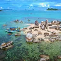 Pantai di Belitung Timur.
