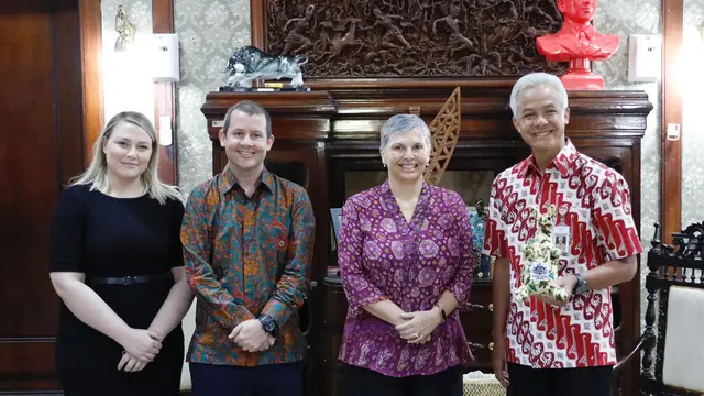 Duta Besar Australia untuk Indonesia, Penny Williams menemui Gubernur Jawa Tengah Ganjar Pranowo di Puri Gedeh, Semarang. (Istimewa)