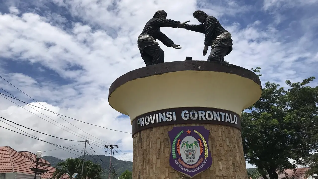 Patung langga Gorontalo