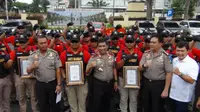 Polisi Surabaya Sikat Bandit Jalanan Pakai Jurus Jepang 