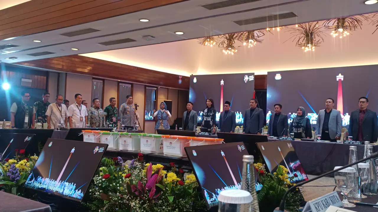 Komisi Pemilihan Umum Daerah (KPUD) DKI Jakarta resmi menggelar rapat rekapitulasi penghitungan perolehan suara di tingkat Provinsi DKI Jakarta, Pemilihan Gubernur dan Wakil Gubernur (Pilgub) DKI Jakarta Tahun 2024 di Hotel Sari Pan Pacific, Jakarta.