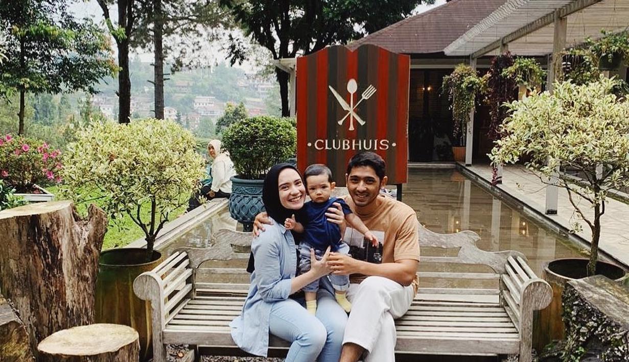 Jadi Idola Baru, Berikut 10 Potret Harmonis Arya Saloka ...
