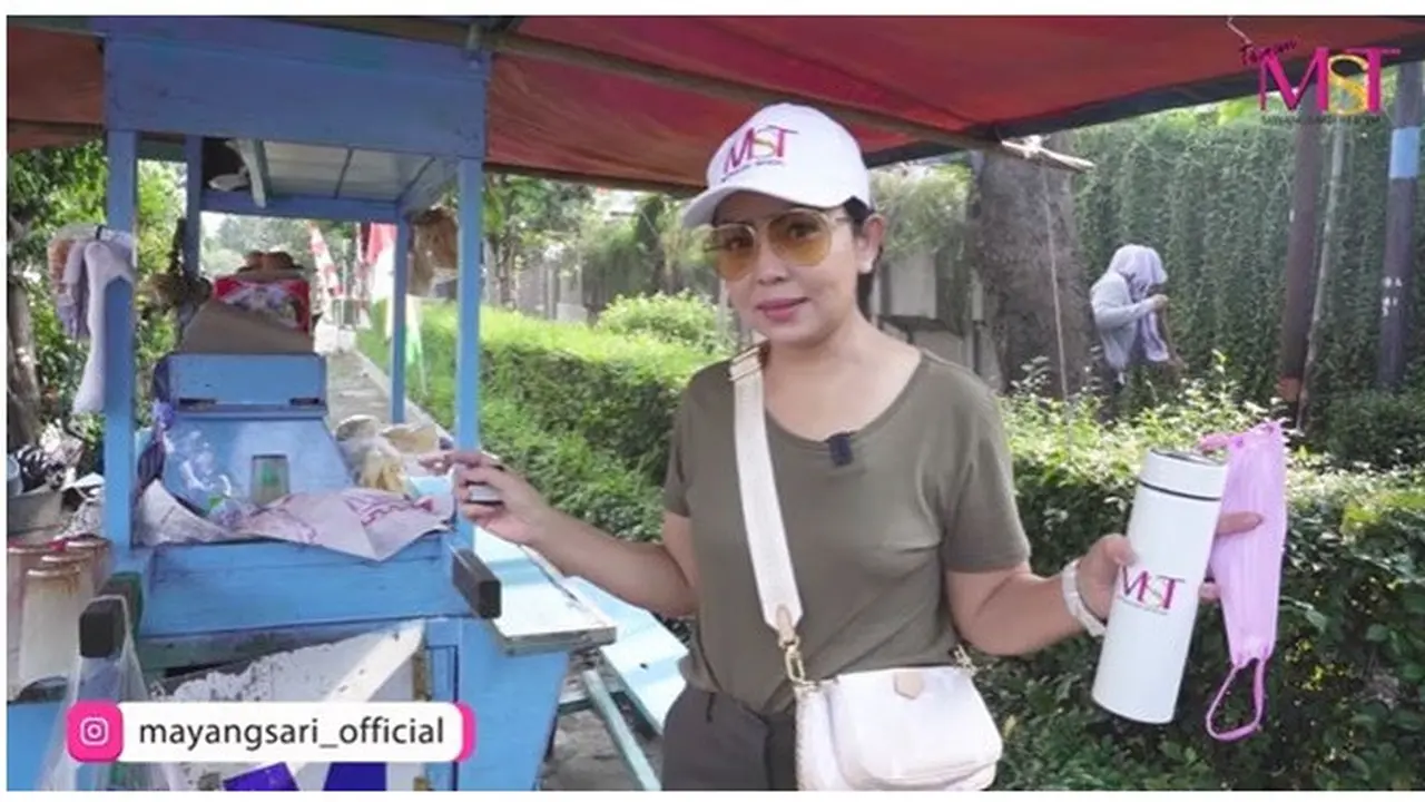 Dikenal Tajir Melintir, Ini 6 Momen Mayangsari Makan di Warung Kaki Lima