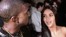 Dilansir dari AceShowbiz, seminggu setelah kontroversi itu, ia menelpon keluarganya dan menanyakan prihal Kim Kardashian. (hiphople)