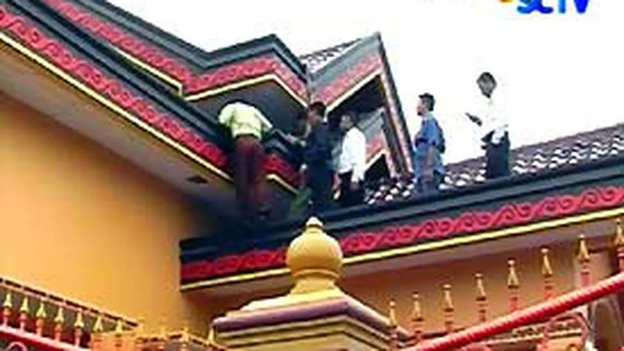070827bgranatbupati.jpg