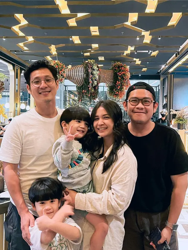 7 Momen Ulang Tahun Putri Titian Ke-31, Disebut Awet Muda Bak ABG
