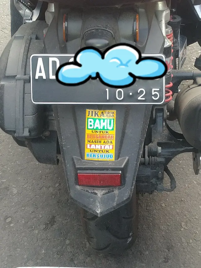6 Potret Kocak Quotes Ini Ditulis di Tempat Umum, Ada Punya Fiersa Besari