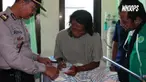 Aksi Tarzan Trenggalek meresahkan warga, seiring hilangnya bahan makanan dan ternak. 
