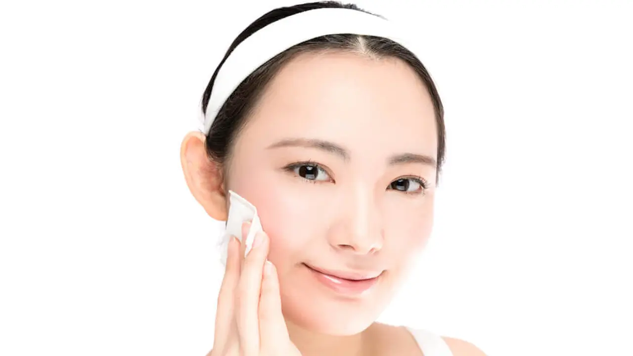 Cleansing oil