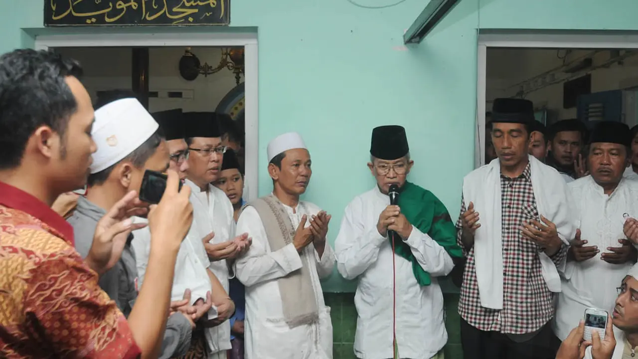 Jokowi Minta Didoakan Santri Al-Muayyad