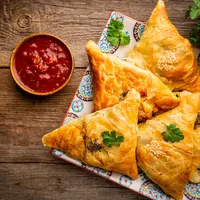 Resep Beef Samosa yang Gurih dan Nikmat copyright/freepik/Tatiana Goskova