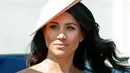 Meghan Markle sendiri tetap menginginkan sang ayah untuk berhenti membicarakan hal yang buruk mengenai dirinya dan kerajaan Inggris. (Cosmopolitan/GettyImages)