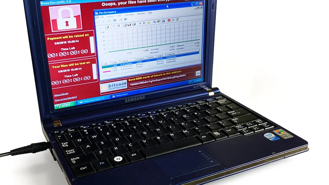 Wow, Laptop Berisi Virus Paling Berbahaya Ini Dijual Rp 17,2 Miliar