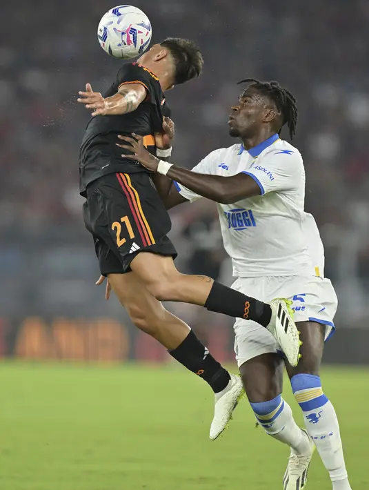 Kemenangan ini membuat Roma mengemas delapan angka dari tujuh laga dan naik ke peringkat 12 klasemen sementara Serie A 2023/2024. (Alfredo Falcone/LaPresse via AP)