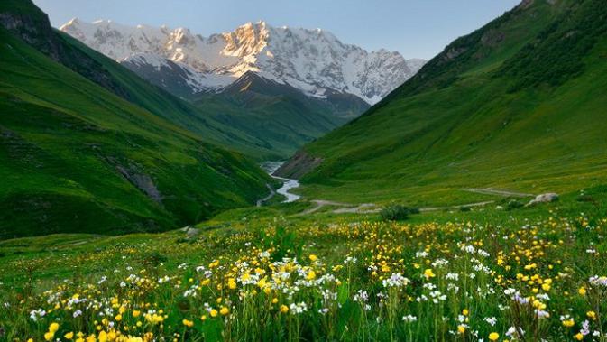 Svaneti Keindahan Tersembunyi di Pegunungan  Kaukasus 