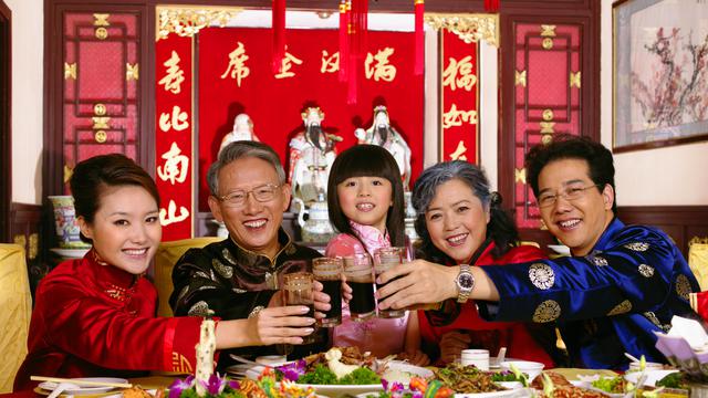 Makanan Tradisional Wajib Ada Saat Malam Perayaan Imlek