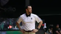 Pelatih Prawira Bandung, David Singleton. (Erwin Snaz/Bola.com)