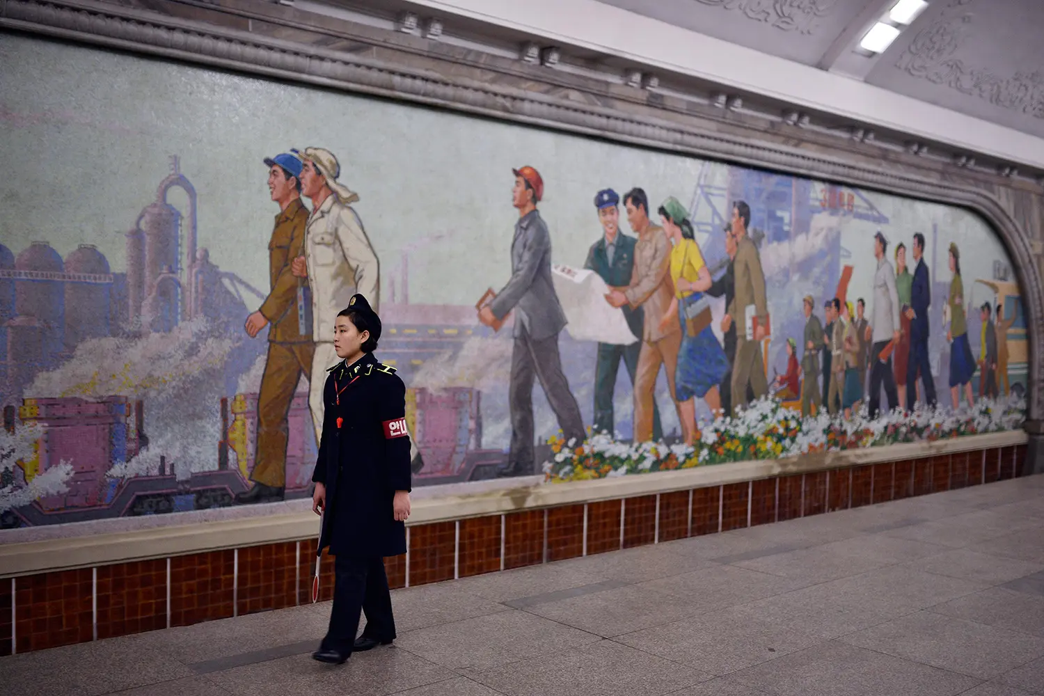 Pyongyang Metro, Korea Utara. (Sumber Foto: thesun.co.uk)