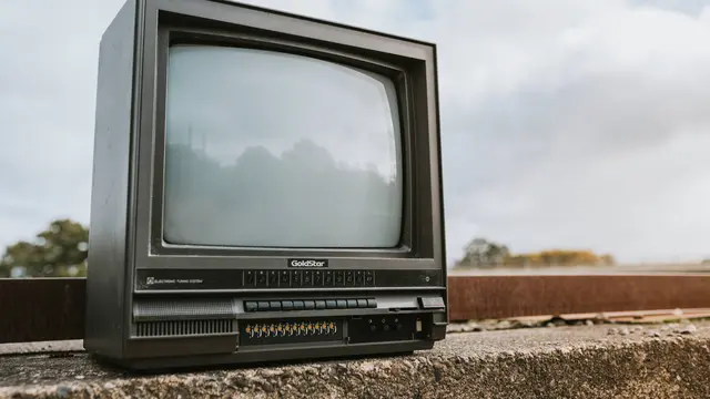 Penggunaan TV Tabung