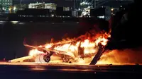 Ilustrasi sebuah pesawat yang meledak saat terparkir di landasan Bandara Las Vegas. (AFP/Arsip)